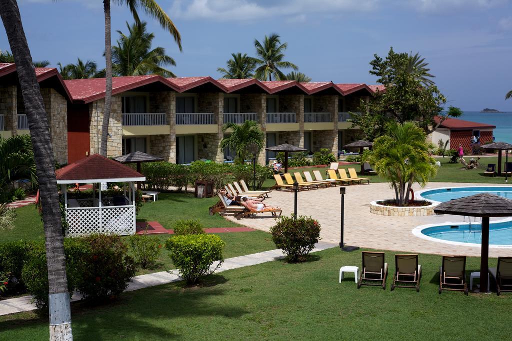 Starfish Halcyon Cove Hotel Dickenson Bay Eksteriør billede